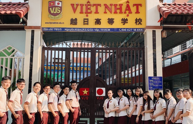 Trường-Việt-Nhật