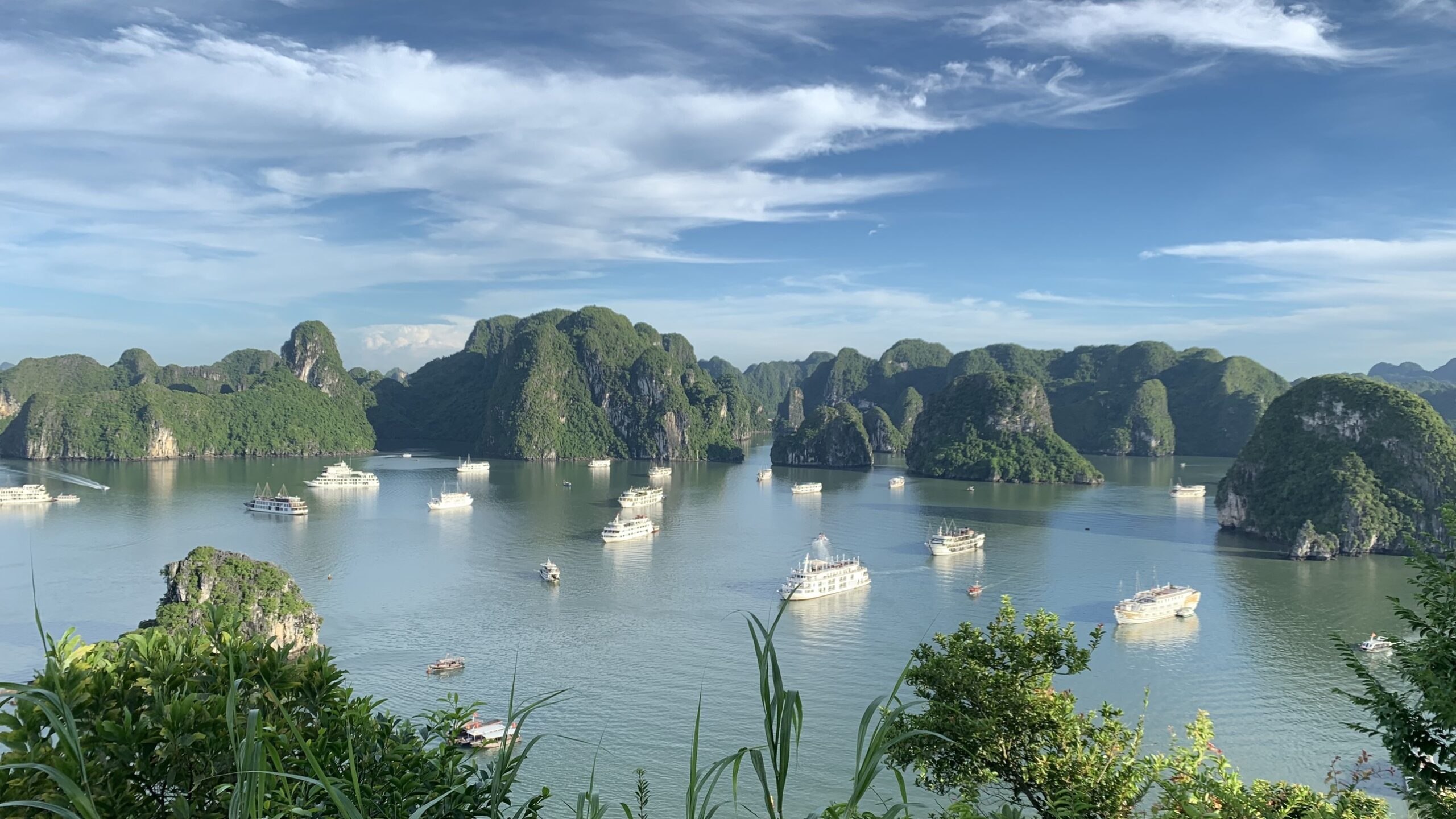 Ha-Long-bay-day-cruise-long-trip